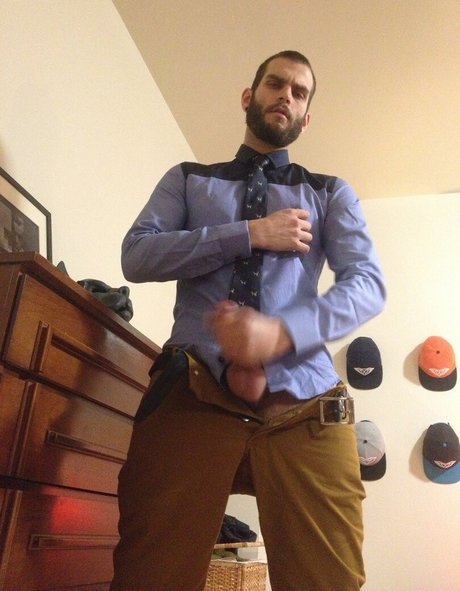 Abeardedboy photo 369