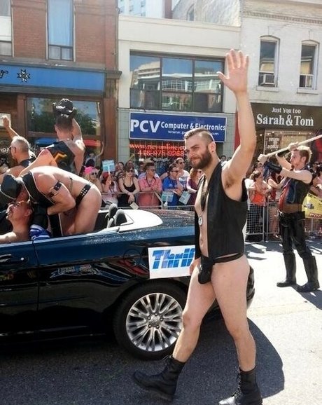 Abeardedboy photo 379
