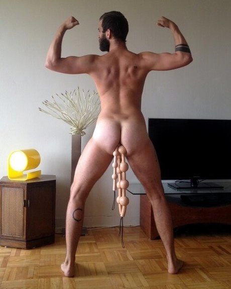 Abeardedboy photo 384