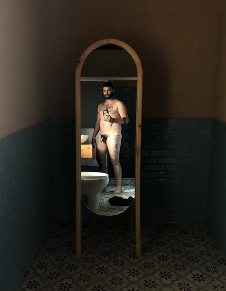 Abeardedboy photo 389