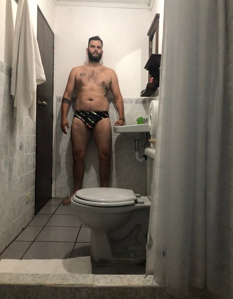 Abeardedboy photo 395