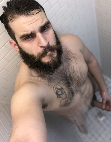 Abeardedboy photo 410
