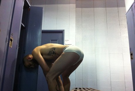 Abeardedboy photo 445