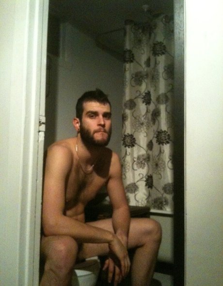 Abeardedboy photo 451