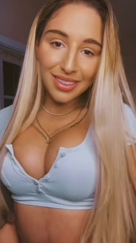 Abella Danger photo 470