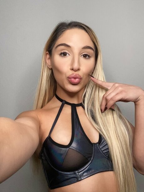 Abella Danger photo 512