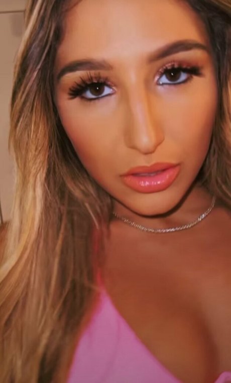 Abella Danger photo 822