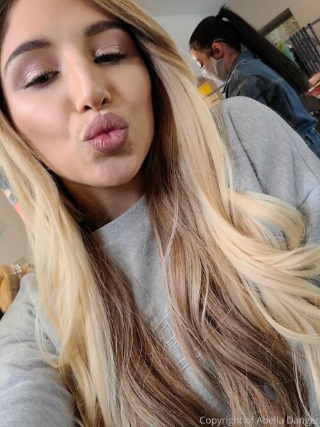 Abella Danger photo 910