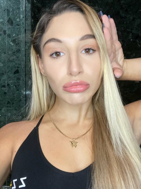 Abella Danger photo 1103