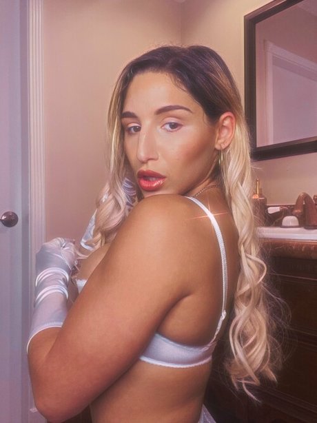 Abella Danger photo 1277