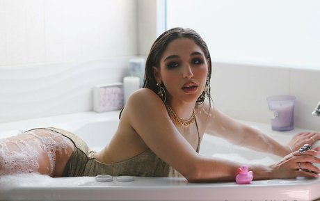 Abella Danger photo 1365