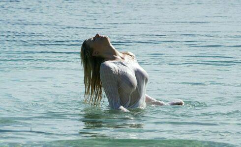 Abi Titmus photo 52