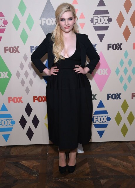Abigail Breslin photo 9