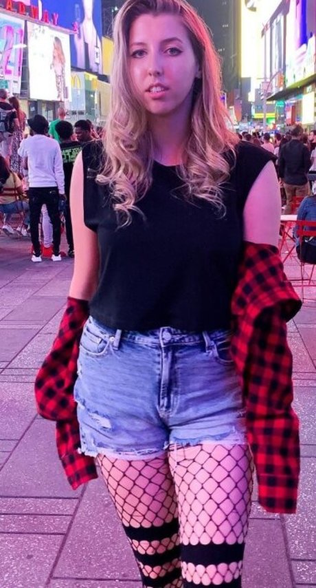 Abigail Cristea photo 18