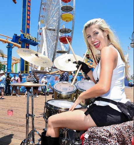 Abigail Cristea photo 35