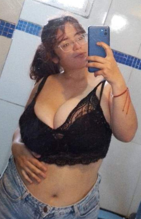 Abigail Ferreira photo 12