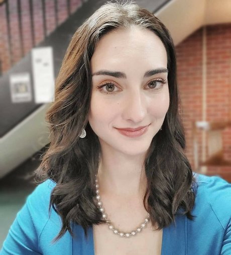 Abigail Shapiro photo 5