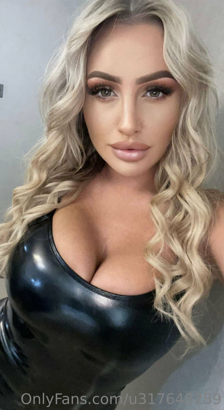 Profile photo of Abigale_xo