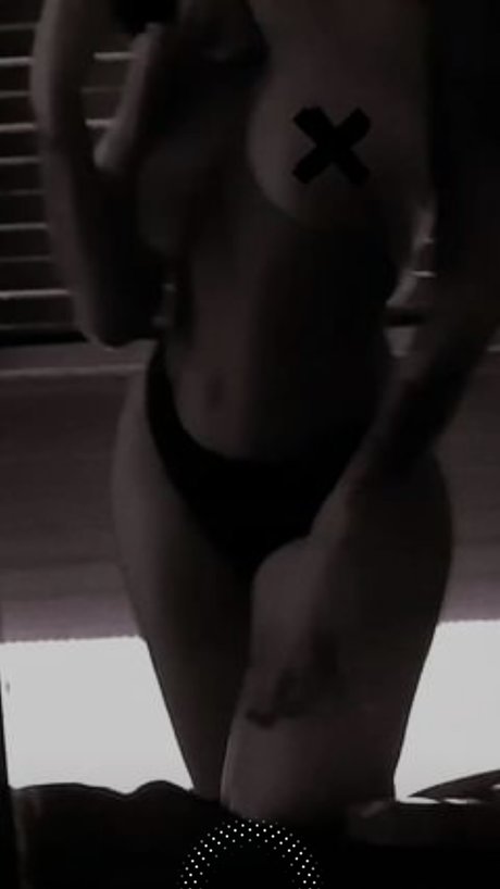 Abru Shaddix photo 53
