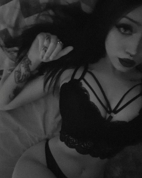 Abru Shaddix photo 58