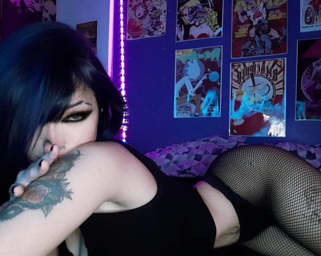 Abru Shaddix photo 64