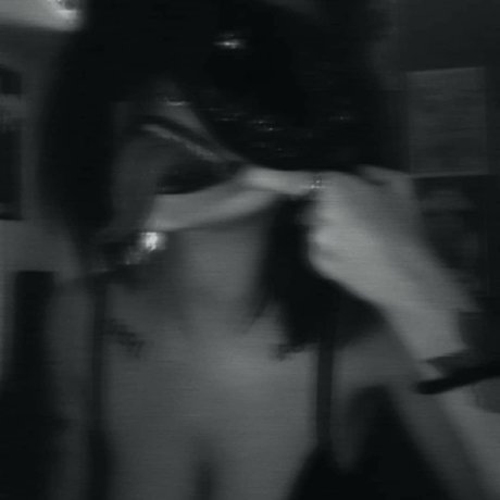 Abru Shaddix photo 100