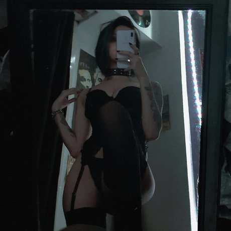 Abru Shaddix photo 101