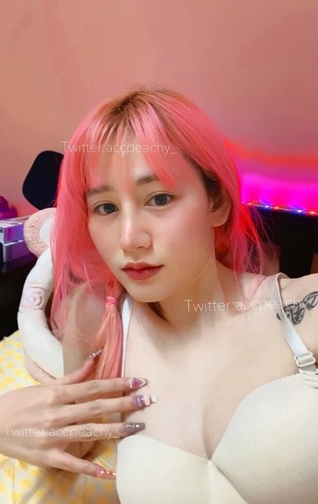 Accpeachyy photo 16