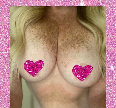 Aclassymilf photo 16