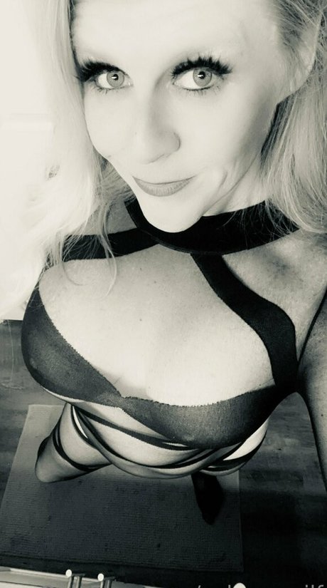 Aclassymilf photo 62