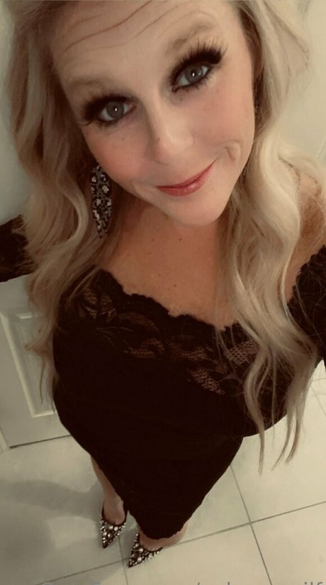 Aclassymilf photo 66