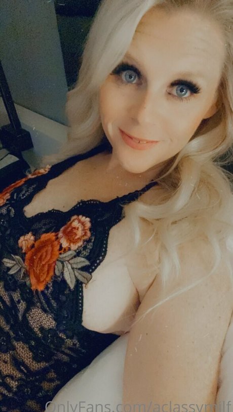 Aclassymilf photo 68
