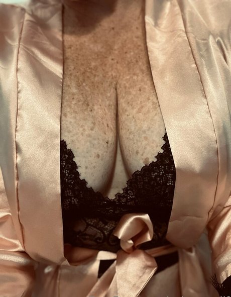 Aclassymilf photo 72