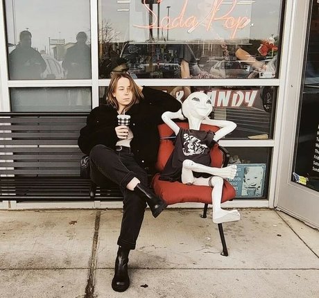 Actuallyalisa photo 19