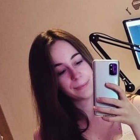 Actuallyalisa photo 21