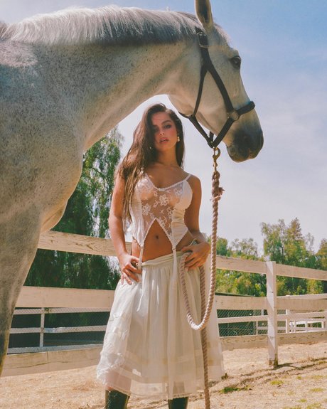 Addison Rae photo 71