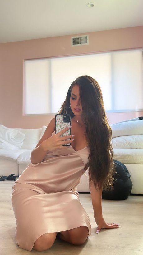 Addison Rae photo 147