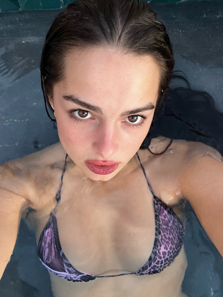 Addison Rae photo 188