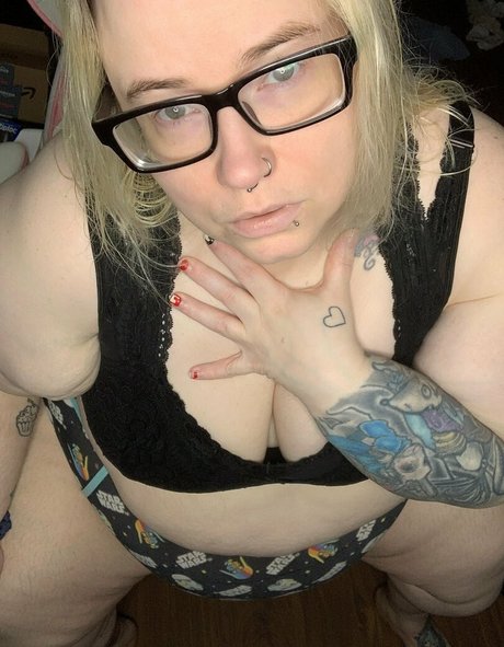 Adenahx photo 28