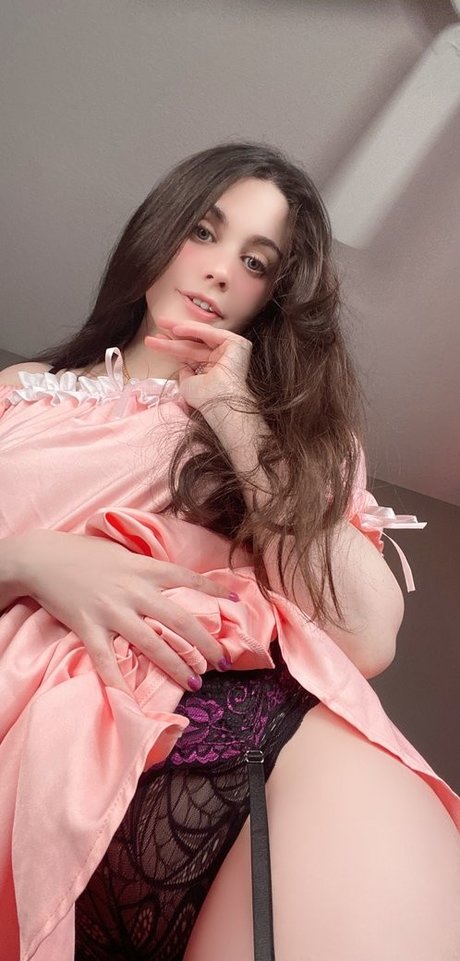Adina.luna photo 16