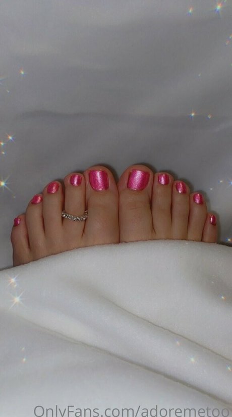 Adoremetoo photo 23