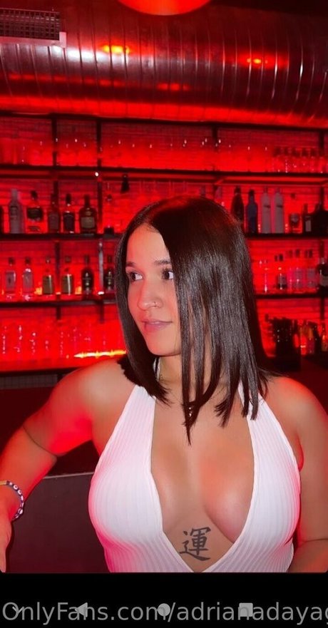 Adriana Miranda photo 27