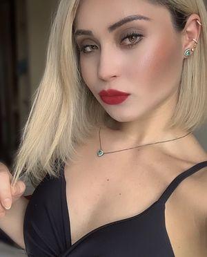 Adrielle Costa photo 12