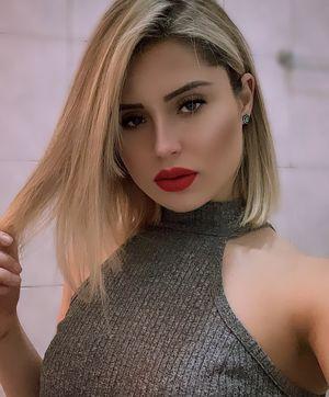 Adrielle Costa photo 32