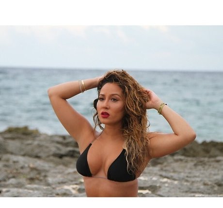 Adrienne Bailon photo 85