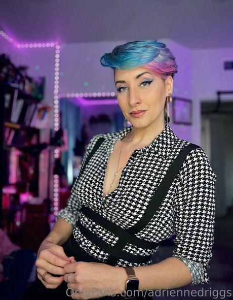 Adriennedriggs photo 1