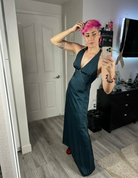 Adriennedriggs photo 12