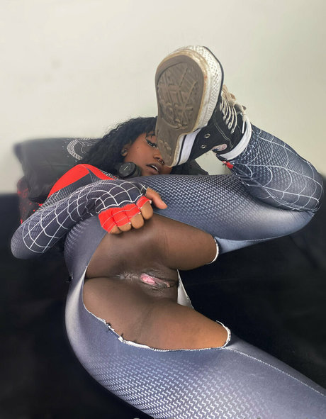 Afrogaybe photo 9
