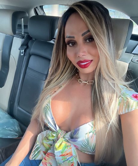 Agatha Ferraz photo 17