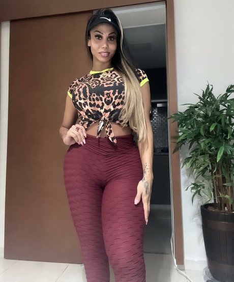 Agatha Ferraz photo 29